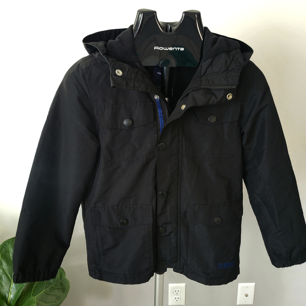 GAP Boys' Black Jacket 8-9 Years with Packets And Fleece Lining.